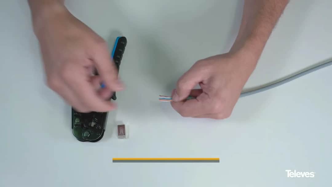 Jak podłączyć kabel do internetu - proste kroki, aby uniknąć problemów